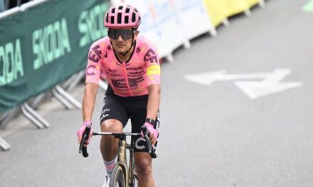 Tour de France : Carapaz vainqueur de l’étape 17