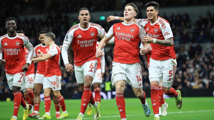 Premier League : Les Gunners d&rsquo;Arsenal sacrés champions