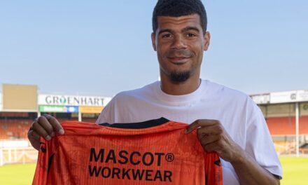 Pays-bas : Amevor Mawouna rempile avec Volendam